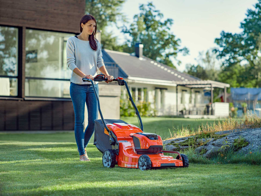 Push Lawn Mowers