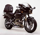 The Buell 1200 S3 Thunderbolt Bike-Pack Kit from Ventura includes a sleek black EVO-12 pack, an Evo-Rack for secure bike attachment, and a versatile L-Bracket with screws.