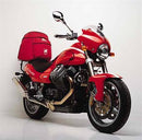 The Moto Guzzi 1000 V10 Centauro Sport (97-00) from Ventura includes a sleek black bike pack with logo, versatile Evo-Rack for your vehicle, and an L-Bracket with screws, ensuring seamless installation.