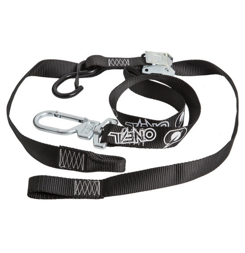 The O'Neal Swivel Deluxe Tie Downs - 1 1/2 inch by ONEAL is a dual-colored leash with red and black sections. The red section is adorned with a logo and text, while the black section features a convenient loop and swivel carabiner hook, providing versatile attachment options. Constructed from durable polyester webbing, it boasts an impressive working load limit of 275 kg.