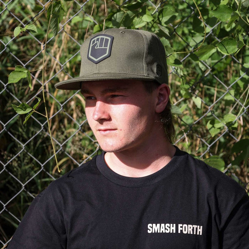 SHIELD SNAPBACK OLIVE