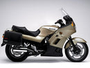 The image showcases a Ventura EVO-12 Bike-Pack Kit for the Kawasaki GTR 1000, featuring a black EVO-12 pack, an Evo-Rack for stable mounting, and an L-bracket with screws. Each component is clearly labeled for easy identification.