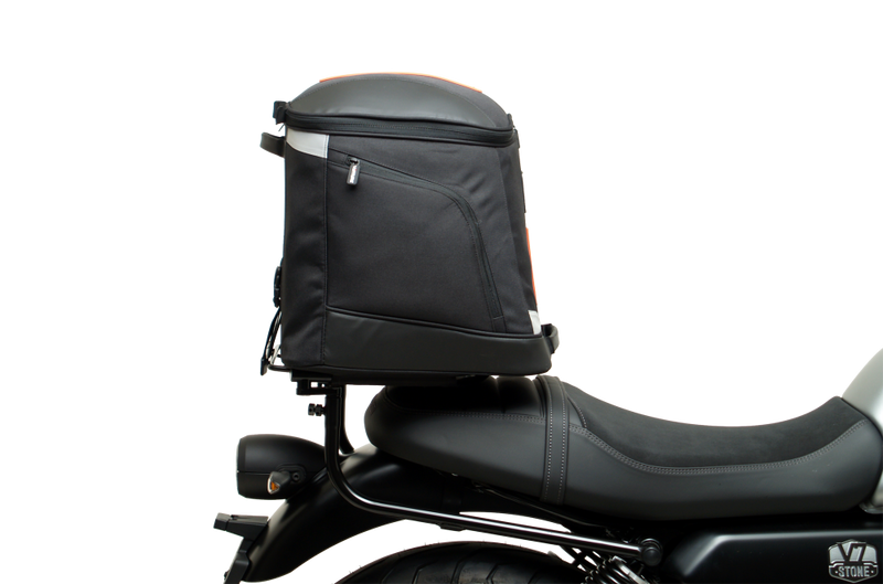 The image showcases the Moto Guzzi V7 Special (21 ->) Bike-Pack Kit by Ventura, featuring an EVO-12 pack and adaptable EVO-RACK, along with a generic image of an L-bracket with screws.