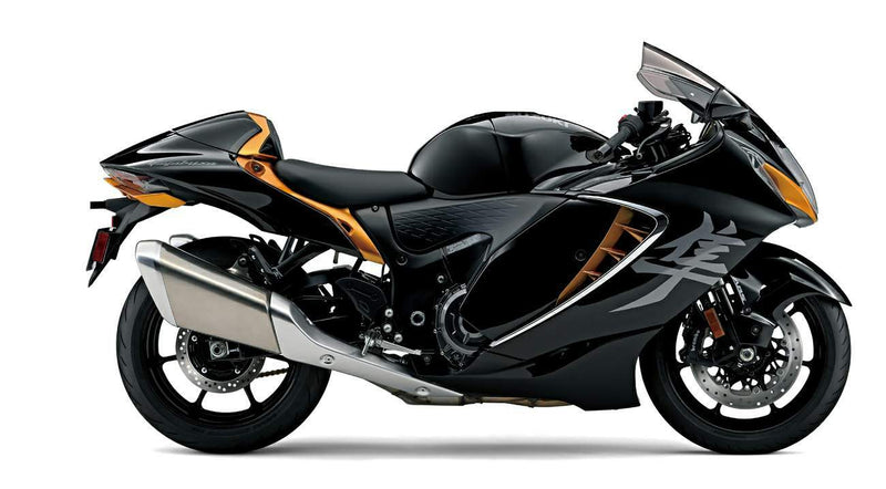 Image displaying a Ventura EVO-12 Bike-Pack Kit for Suzuki GSX 1300 R Hayabusa Gen III (21→), with a black EVO-12 pack, Evo-Rack Sport-Rack on the motorcycle, and labeled L-bracket with screws on a white background.