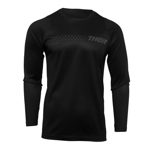 The THOR MX JERSEY S23Y SECTOR MINIMAL BLACK features a sleek black design with subtle grey patterns and "THOR" boldly displayed on the chest. This long-sleeve jersey is crafted for racewear enthusiasts while providing a versatile style suitable for casual outings.