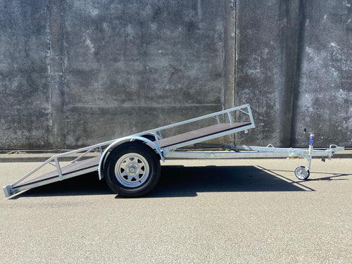 Custom Built 3m x 2m Tip Trailer